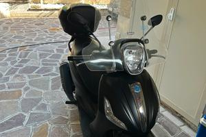 Piaggio Beverly 300 (2020)