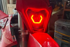 Faro angel eye rgb energy sistem carbonio