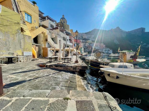 PALAZZINA A PROCIDA