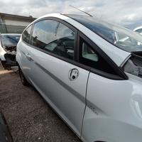 Porta anteriore dx nuda FORD FIESTA del 2010