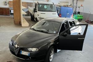 Alfa 156 Crosswagon Q4 1.9 JTD 150 CV (2005) Dist