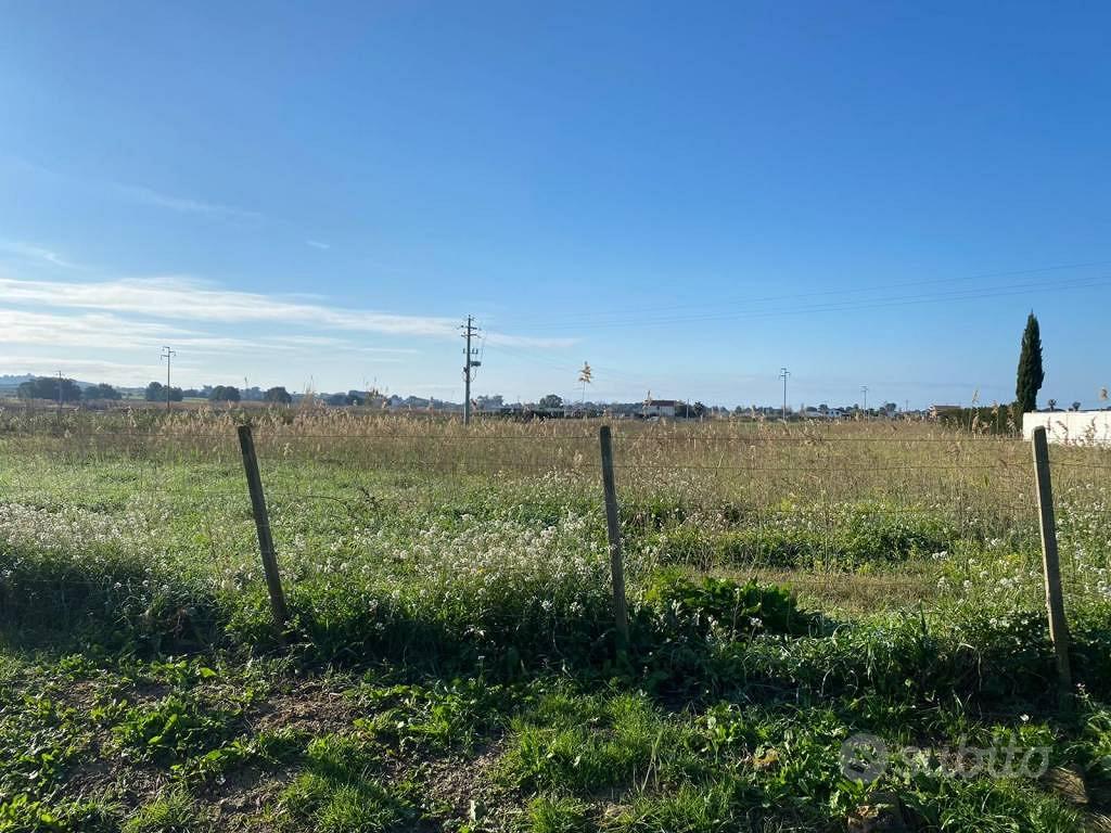 Terreno di 10420 m² a Menfi - Altro