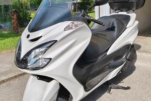  Yamaha Majesty 400 2011