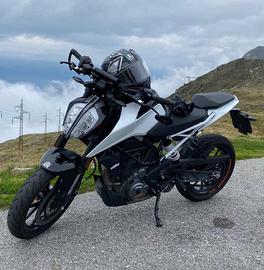 KTM 390 Duke 2022