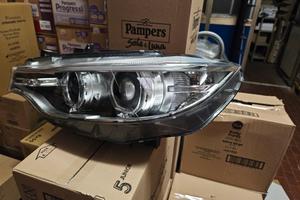 Proiettore faro fanale BMW 420d Msport