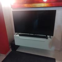 TV Panasonic 55 pollici 4K WiFi base effetto sound