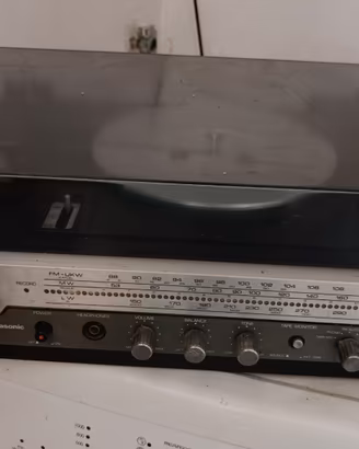 Radio Panasonic  giradischi cassette