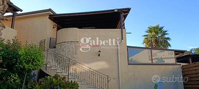 Appartamento Campofelice di Roccella [AC/109VRG]