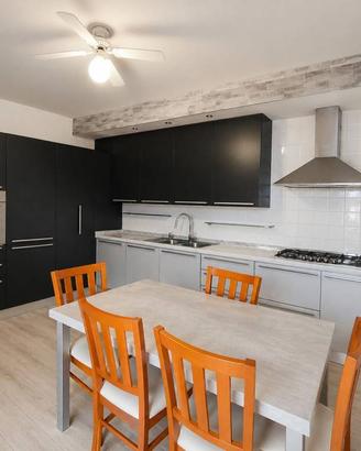 Attico / Mansarda di 110 m² con 5 locali e box aut