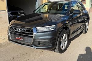 AUDI Q5 35 TDI QUATTRO S TRONIC BUS. SPORT