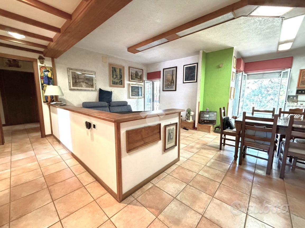 Apartment in Roma, Tor de' Cenci - Vista 2