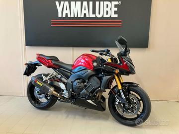 Yamaha FZ1 Fazer Akrapovic