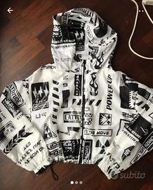 giacca crop antivento da donna