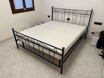 Letto completo con materasso