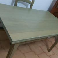 tavolo con sedie