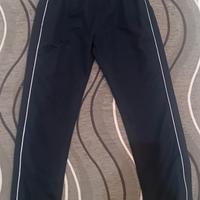 Pantaloni Lacoste L