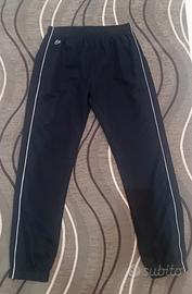 Pantaloni Lacoste L