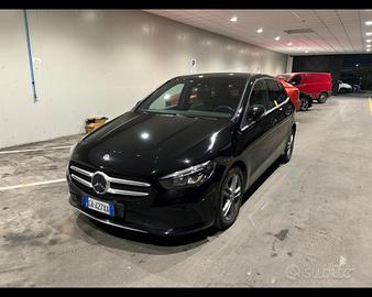 Mercedes Classe B - W247 2018 - B 180 d Sport auto