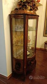 Vetrina antica