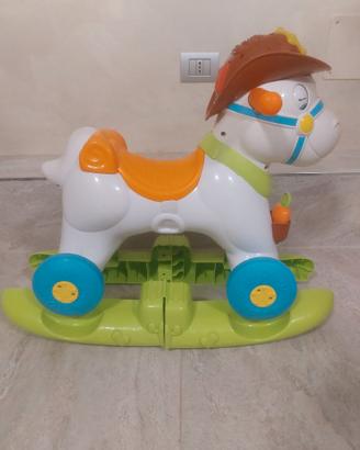 Cavallo a dondolo con ruote