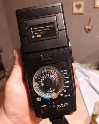 Nikon Speedlight SB-16