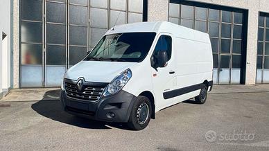 Renault Master Red Van L2H2 145 CV - E6B