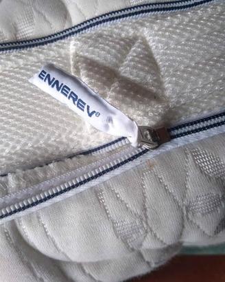 materasso ENNEREV , praticamente nuovo.
