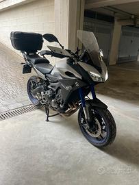 Yamaha tracer 900