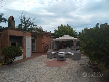 Villa maria a pochi passi dal mare