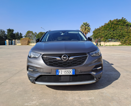 Opel Grandland X (autocarro N1)