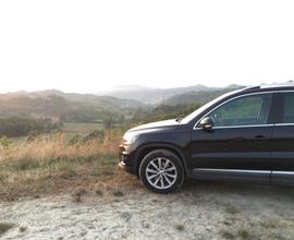 VOLKSWAGEN Tiguan - 2015