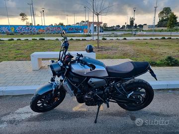 Yamaha XSR 700 - 2016