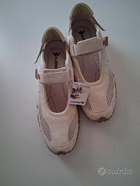 scarpe sportiva