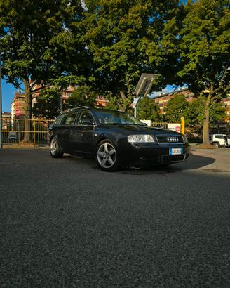 AUDI A6 3.0 V6