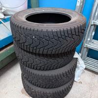 Pneumatici NUOVI Invernali Hankook 215/60 R16