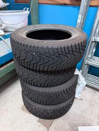 Pneumatici NUOVI Invernali Hankook 215/60 R16