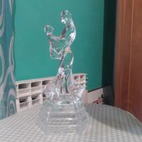 Donna con bambino in cristallo 