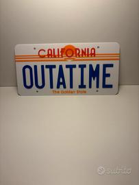 Targa Back to the Future stampata in 3D a Colori
