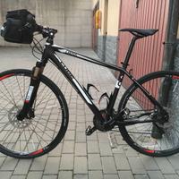 BICICLETTA CUBE CROSS PRO XT