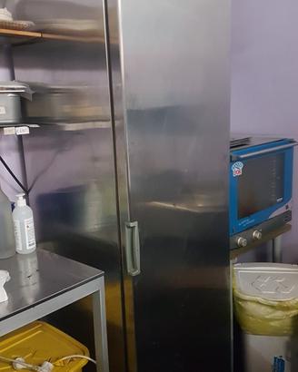 frigorifero armadio da bar