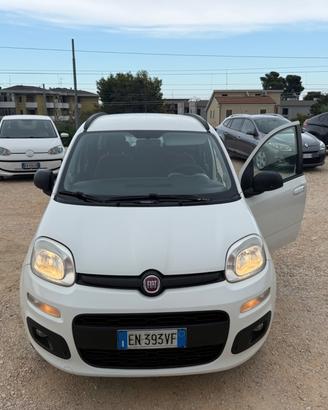 Fiat Panda 0.9 TwinAir Turbo PERMUTE 3.990€
