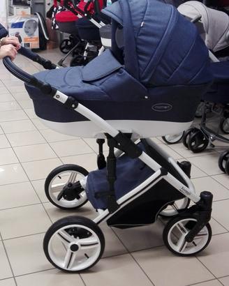 Trio passeggino carrozzina ovetto Momon Verniji