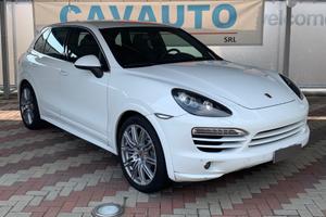 Porsche Cayenne Turbo versione limitata
