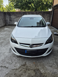 Opel Astra sw 1.4. 140 CV turbo benzina/GPL