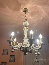 Lampadario stile classico