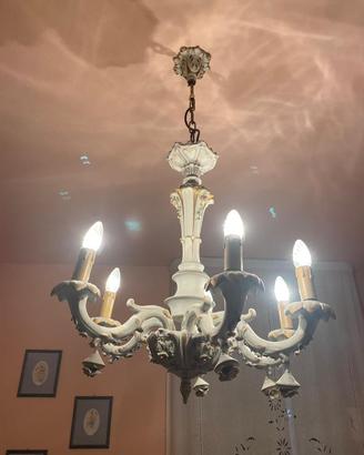 Lampadario stile classico