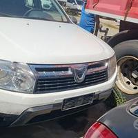 Ricambi Dacia Duster cofano paraurti anteriore tra