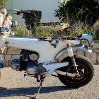 Honda dax 70