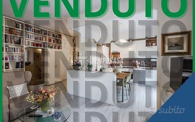 TRILOCALE COMPLETAMENTE RISTRUTTURATO CON APE C