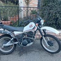 Yamaha XT 400
